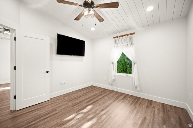 236 West 300 South Hurricane, UT 84737 - Photo 55 of 76 Vaulted ceiling with shiplap finish and recessed lighting