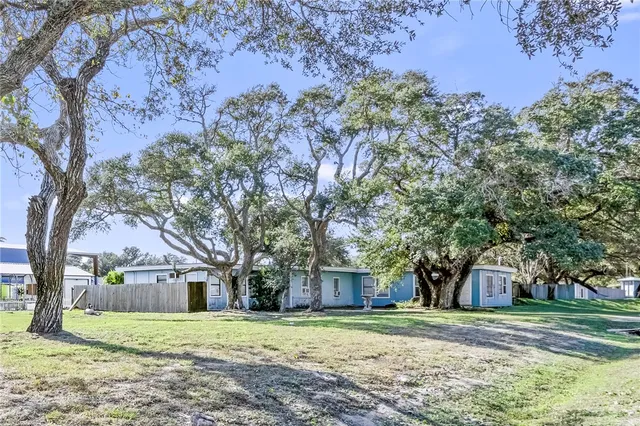 $325,000 | 105 West James Street, Unit AC, Rockport, TX 78382