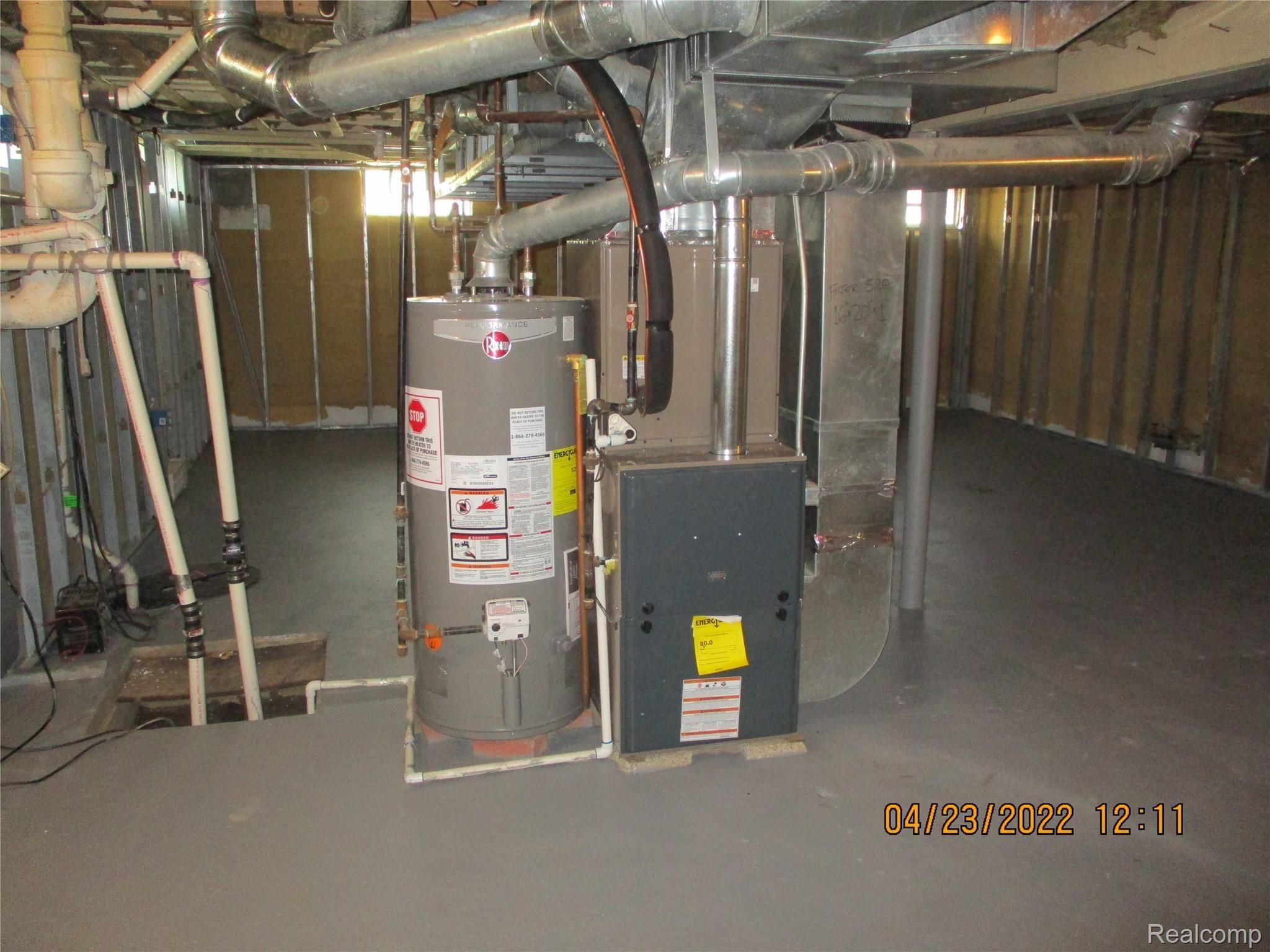 25890 Farmbrook Road Southfield, MI 48034 - Photo 16 of 20 MECHANICALS.JPG