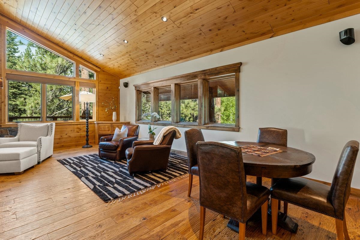 12043 Brookstone Drive Truckee, CA 96161 - Photo 6 of 21 a living room with furniture and a window