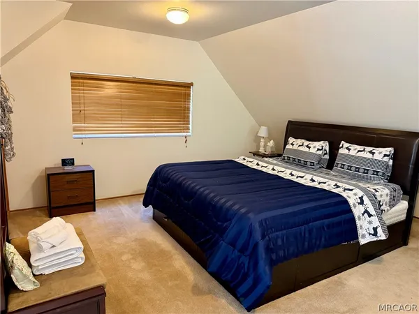 $1,995 | 701 Pinnacle Drive, Lake Arrowhead, CA 92352