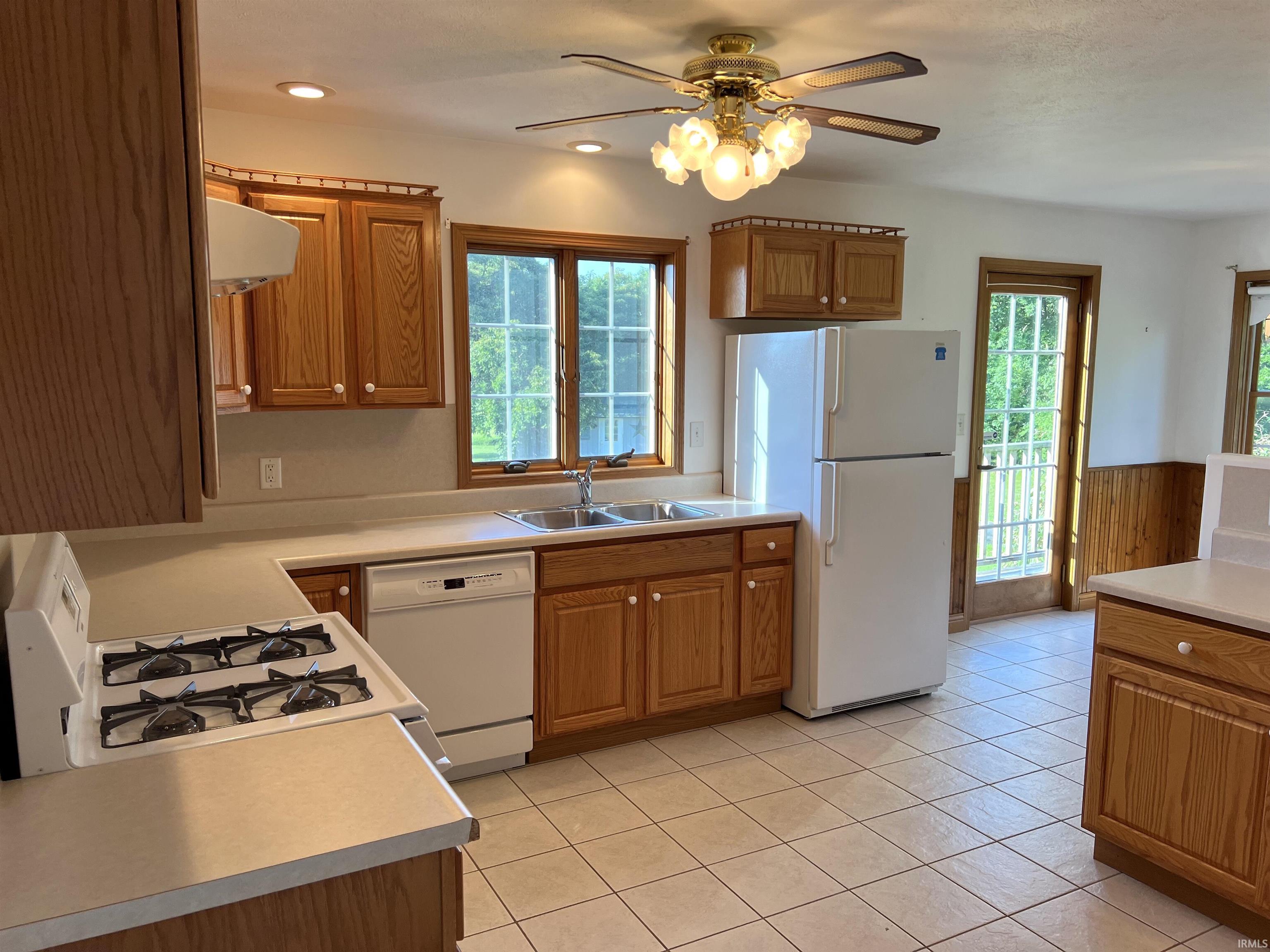 3891 17th Road Tippecanoe, IN 46570 - Photo 18 of 36