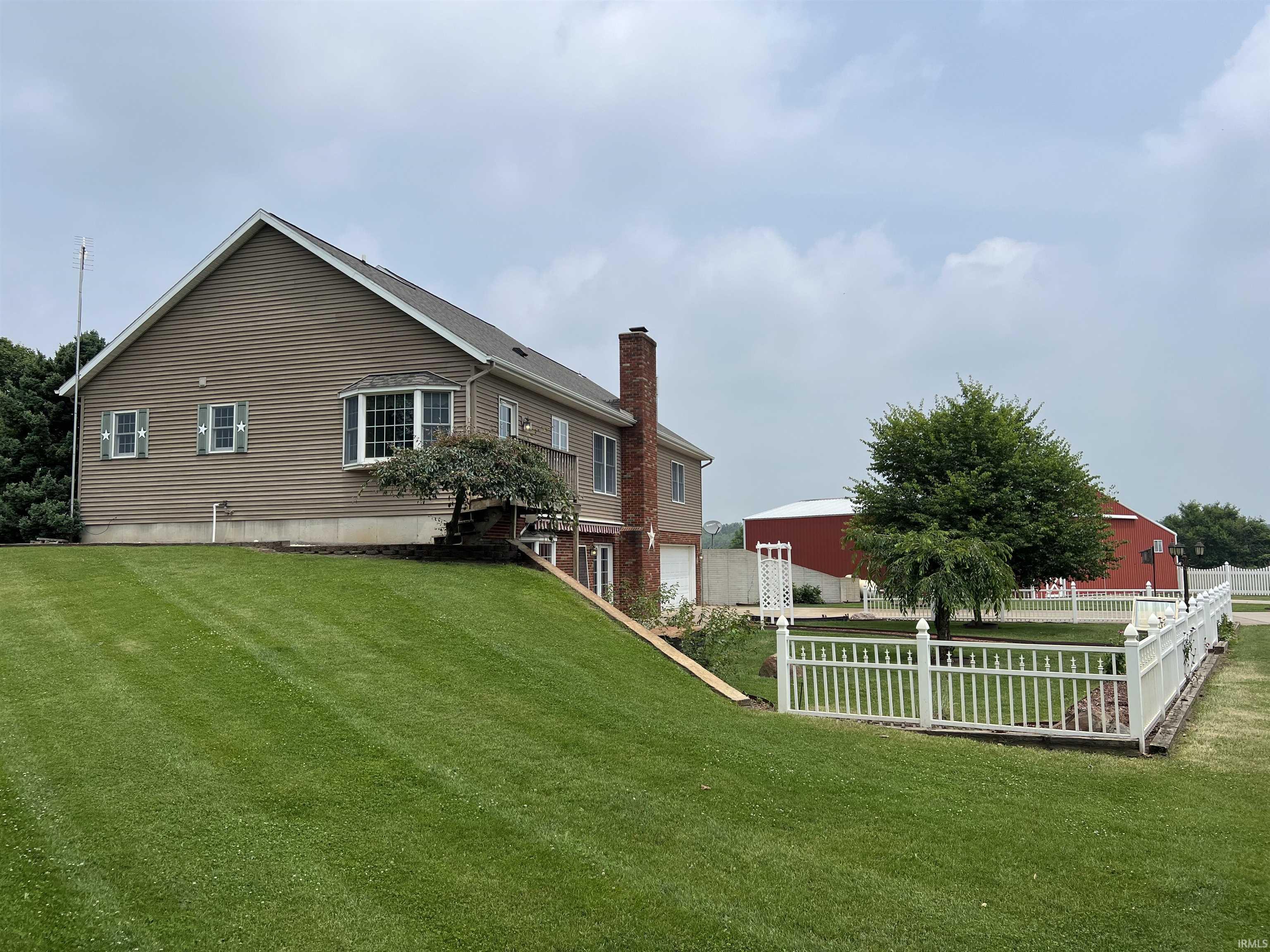 3891 17th Road Tippecanoe, IN 46570 - Photo 4 of 36