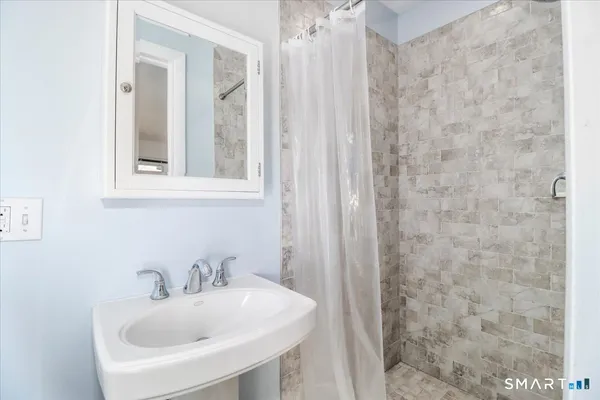 $620,000 | 12 South Mountain Road, Brookfield, CT 06804