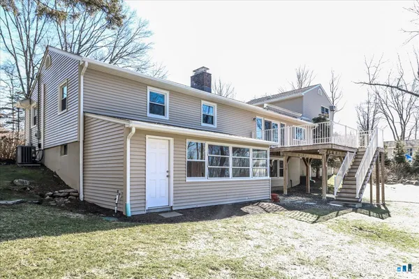 $620,000 | 12 South Mountain Road, Brookfield, CT 06804