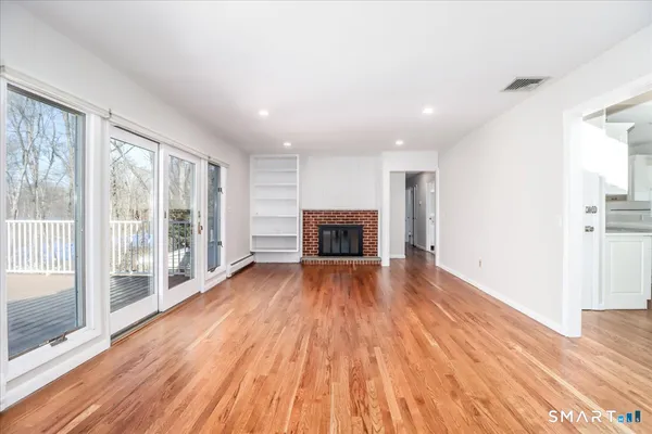 $620,000 | 12 South Mountain Road, Brookfield, CT 06804