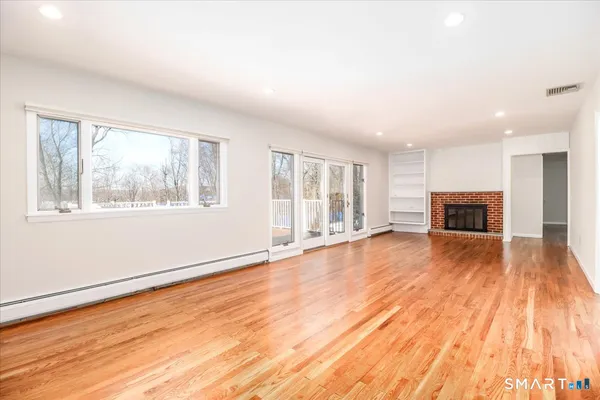 $620,000 | 12 South Mountain Road, Brookfield, CT 06804