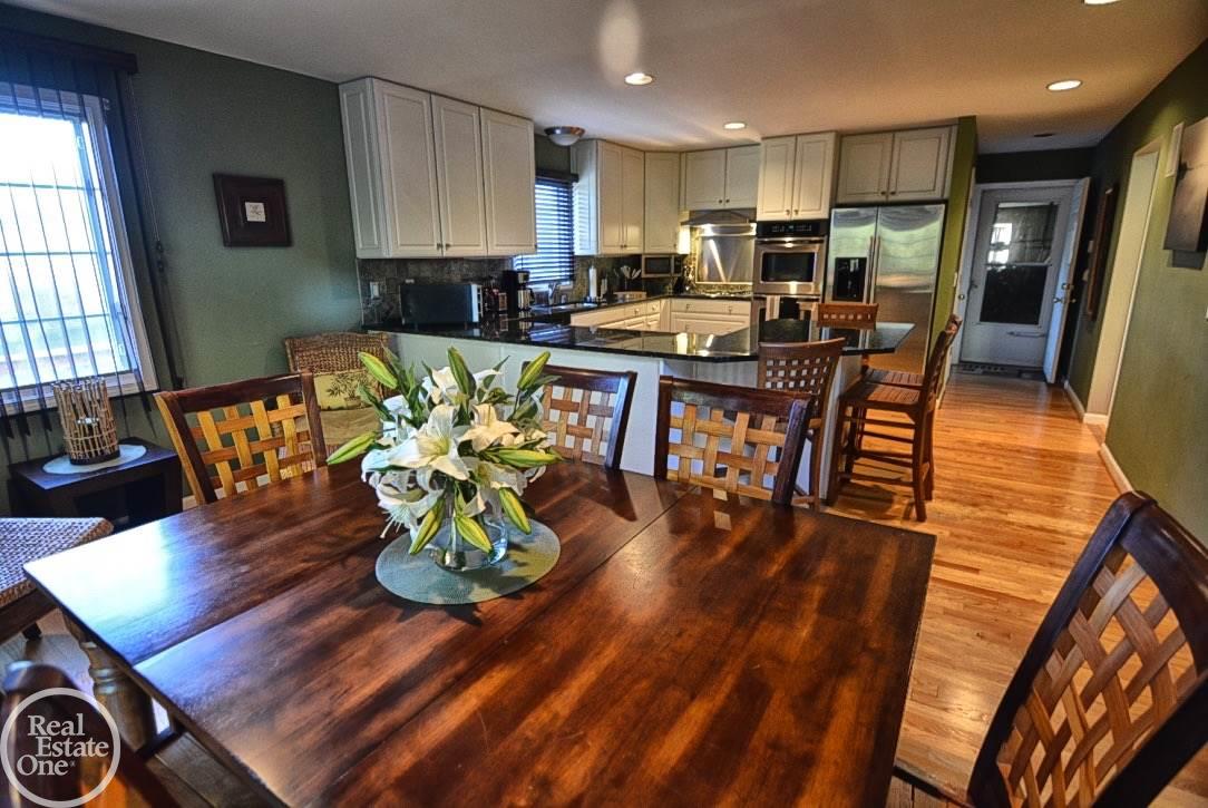 2052 Reagan Drive Rochester Hills, MI 48309 - Photo 27 of 70