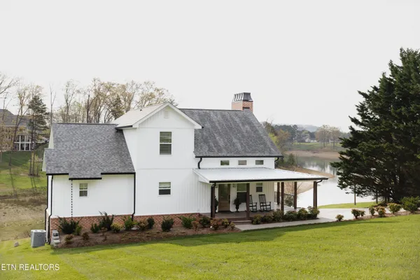 $874,900 | 380 Cherokee Cove, Rutledge, TN 37861