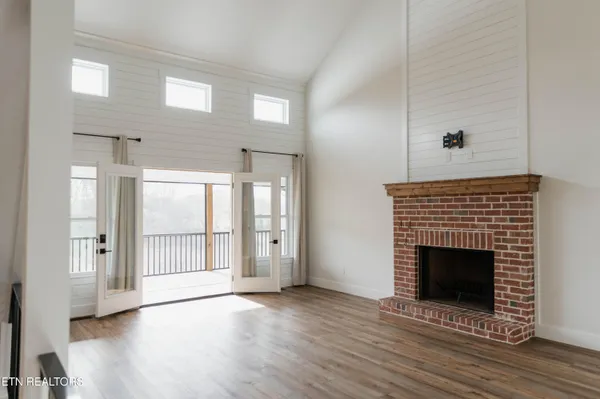 $874,900 | 380 Cherokee Cove, Rutledge, TN 37861