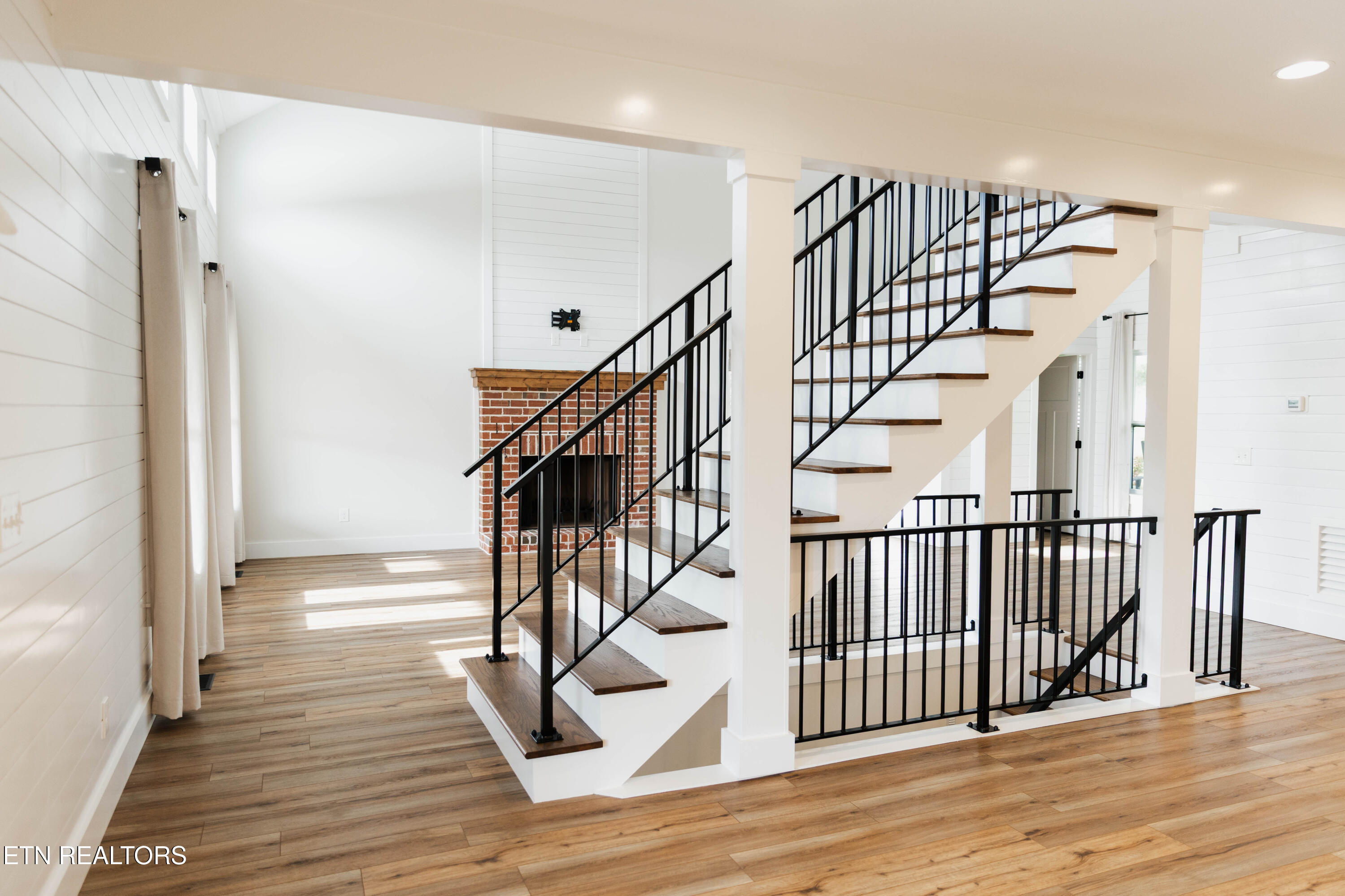 380 Cherokee Cove Rutledge, TN 37861 - Photo 13 of 51 lakehouse-13