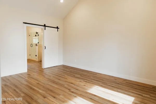 $874,900 | 380 Cherokee Cove, Rutledge, TN 37861