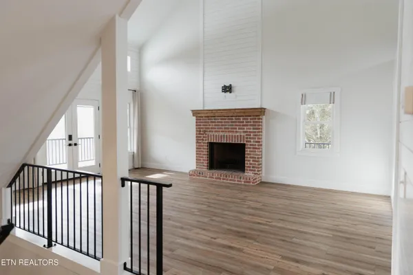 $874,900 | 380 Cherokee Cove, Rutledge, TN 37861