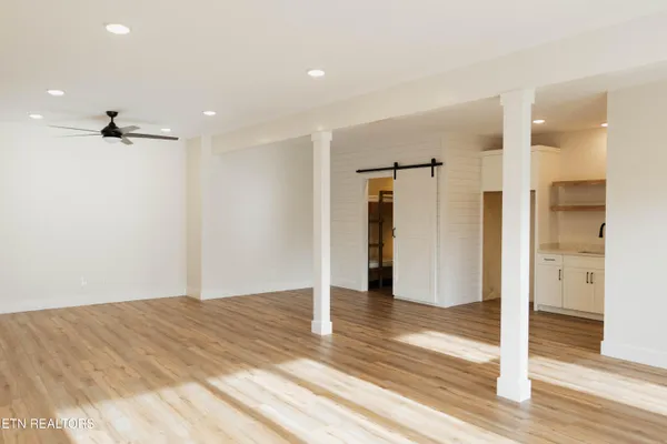 $874,900 | 380 Cherokee Cove, Rutledge, TN 37861