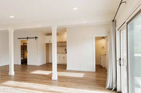 $874,900 | 380 Cherokee Cove, Rutledge, TN 37861