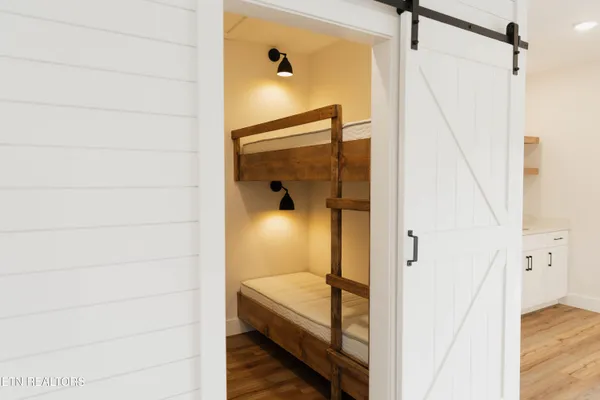 $874,900 | 380 Cherokee Cove, Rutledge, TN 37861