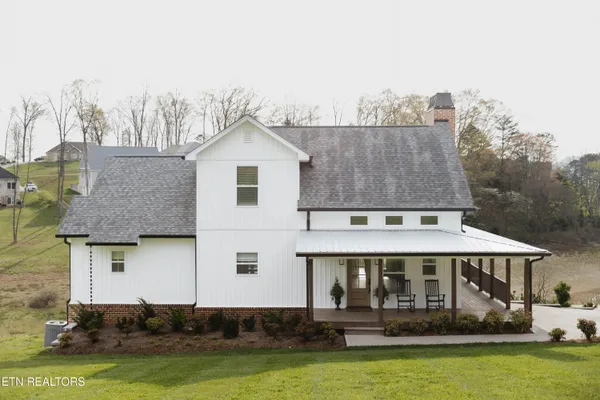 $874,900 | 380 Cherokee Cove, Rutledge, TN 37861