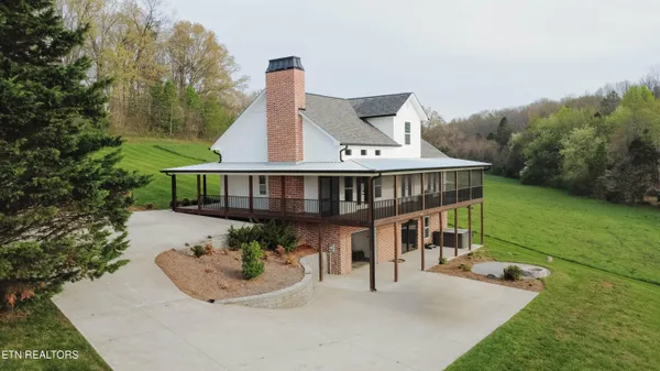 $874,900 | 380 Cherokee Cove, Rutledge, TN 37861