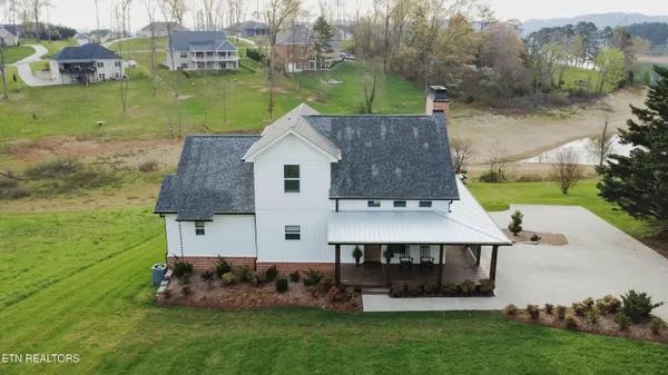 $874,900 | 380 Cherokee Cove, Rutledge, TN 37861