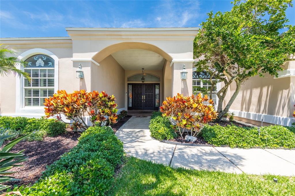 690 Weathersfield Drive Dunedin, FL 34698 - Photo 2 of 58