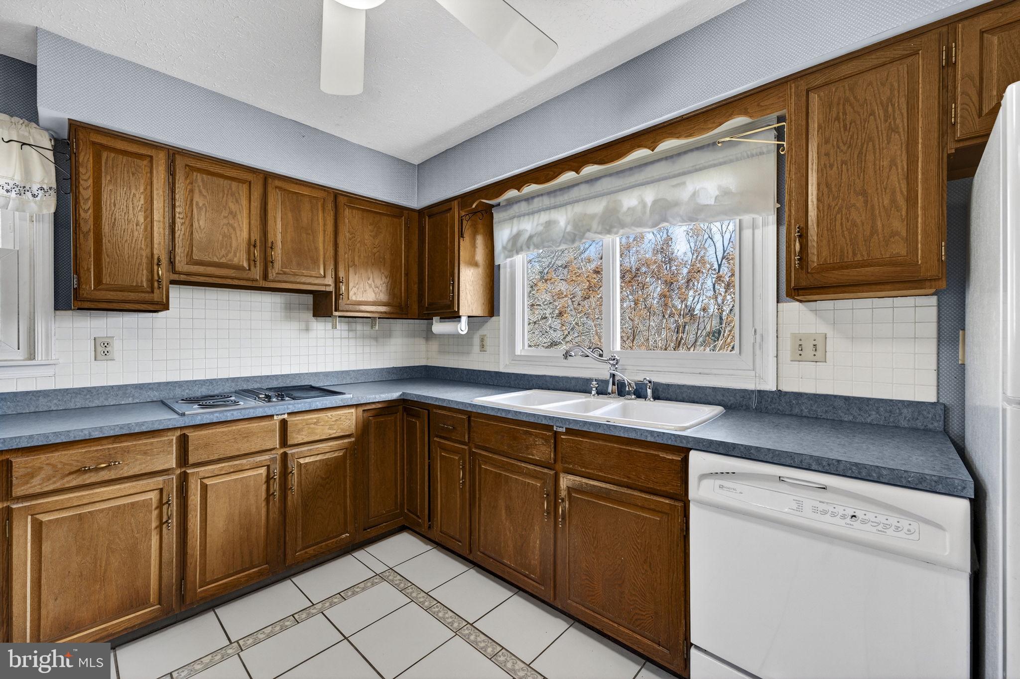 308 Ridge Avenue Winchester, VA 22601 - Photo 14 of 55