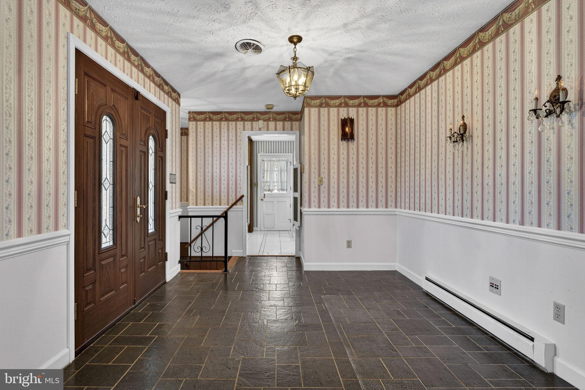 308 Ridge Avenue Winchester, VA 22601 - Photo 6 of 55 Foyer into Kitchen
