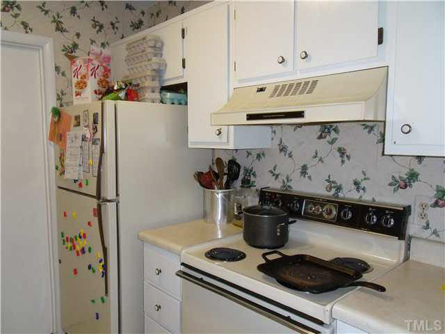 2112 Spring Forest Road, Unit 2112 2100 2102 2104 2132 Raleigh, NC 27615 - Photo 3 of 8 Photo 3