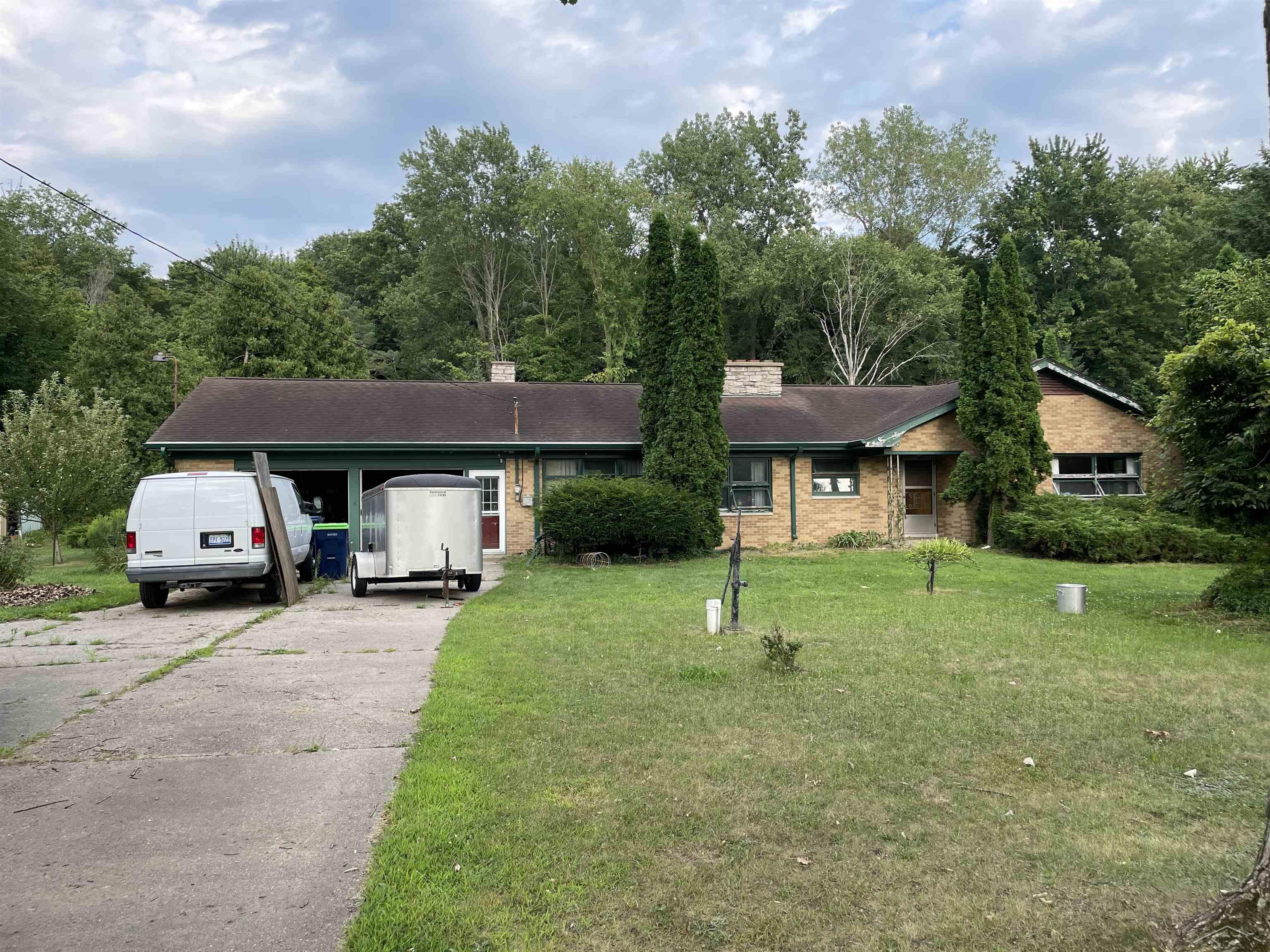 7300 North Gleaner Road Freeland, MI 48623 - Photo 2 of 18
