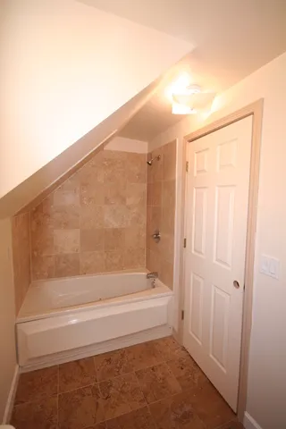 $229,000 | 2942 West Jackson Boulevard, Chicago, IL 60612