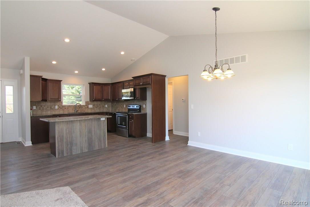 7440 Lahring Road Gaines, MI 48436 - Photo 3 of 12 13005 Alyssa open concept dining kitchen.JPG