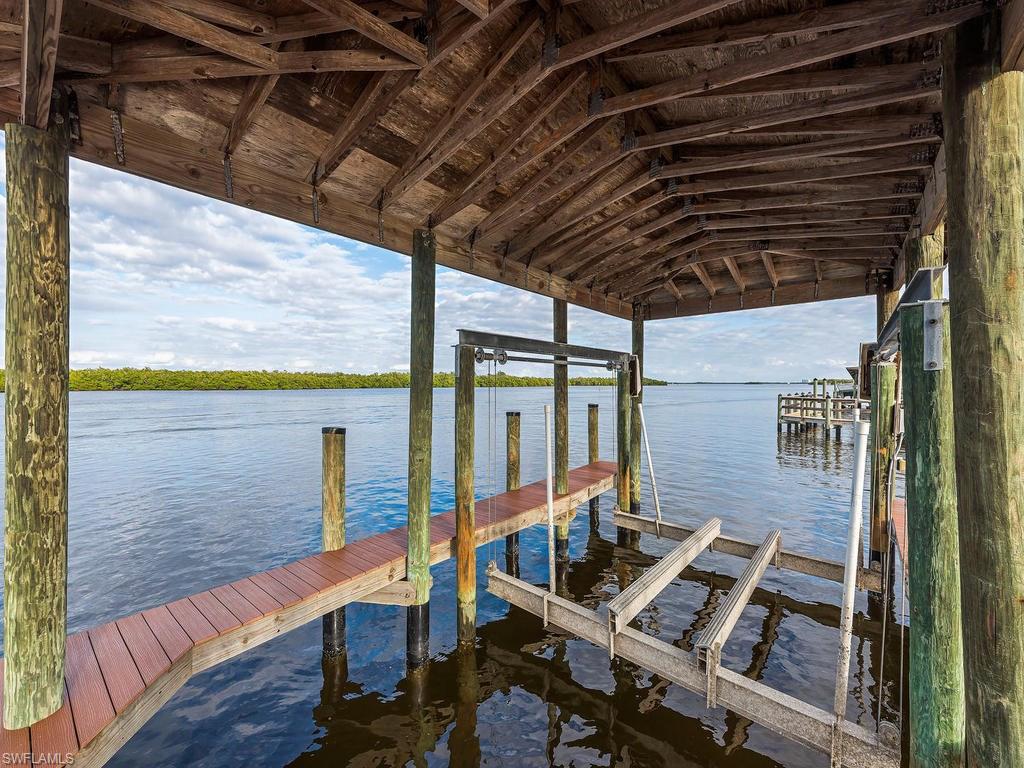640 Randy Lane Fort Myers Beach, FL 33931 - Photo 17 of 18 Gallery Image 17
