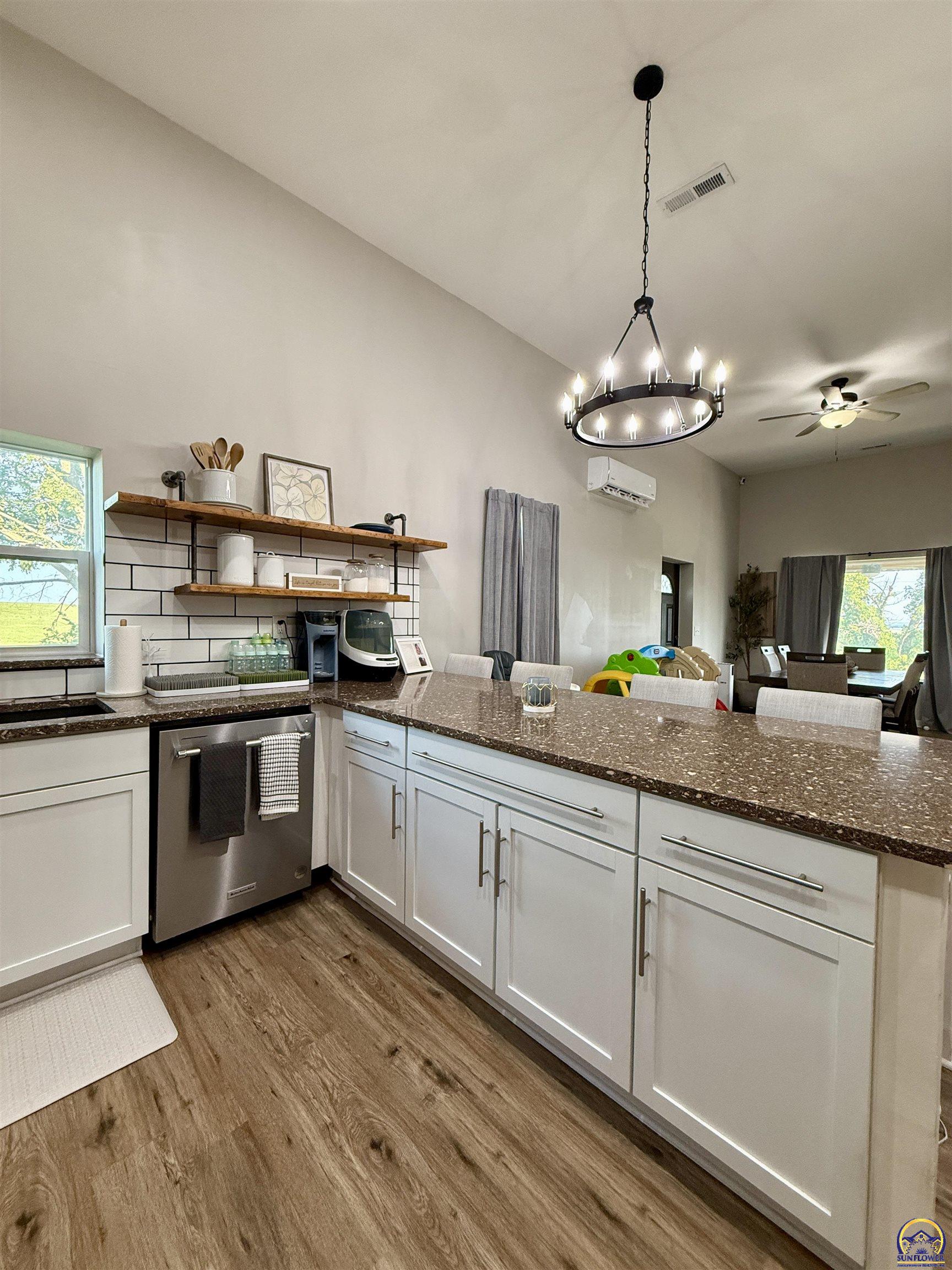 6226 Northwest Huxman Road Topeka, KS 66618 - Photo 11 of 62