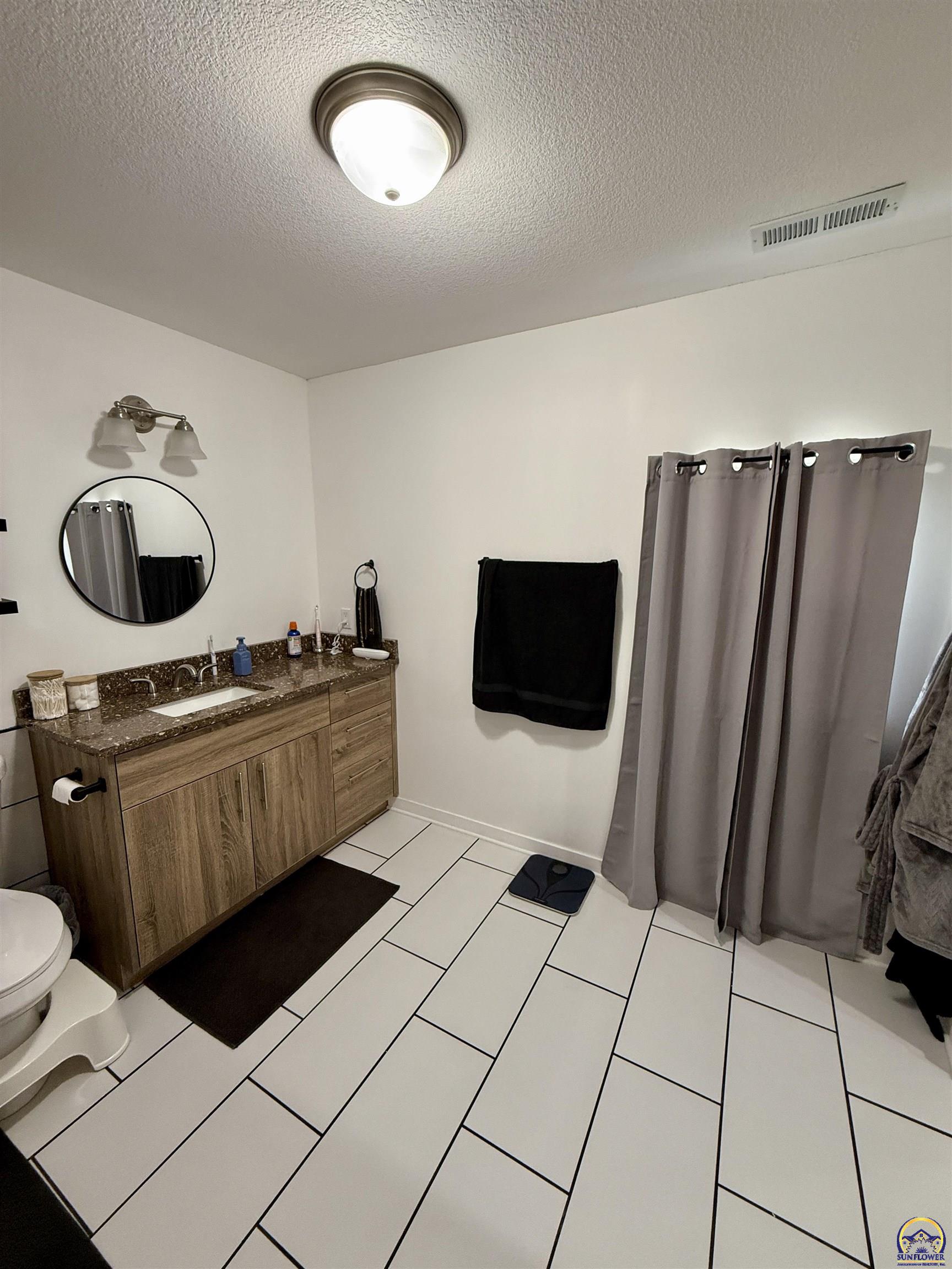 6226 Northwest Huxman Road Topeka, KS 66618 - Photo 29 of 62