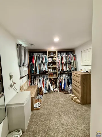 $319,500 | 6226 Northwest Huxman Road, Topeka, KS 66618