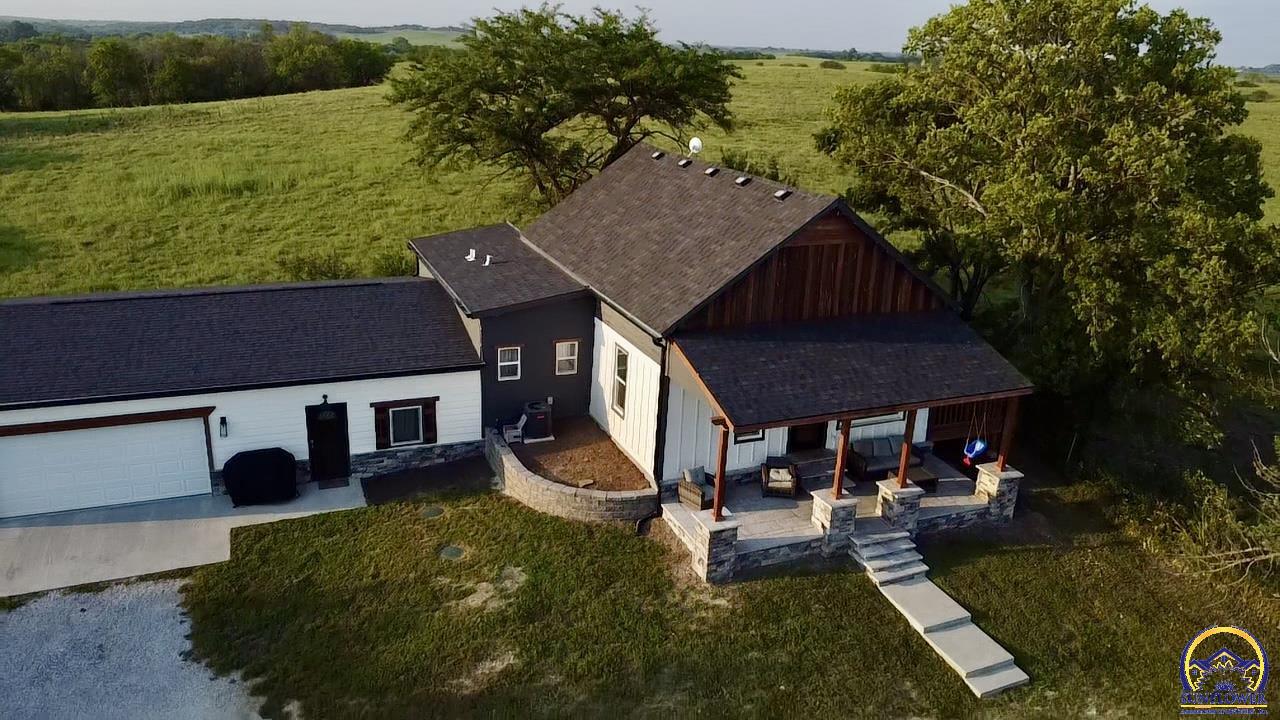 6226 Northwest Huxman Road Topeka, KS 66618 - Photo 5 of 62