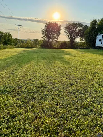 $319,500 | 6226 Northwest Huxman Road, Topeka, KS 66618