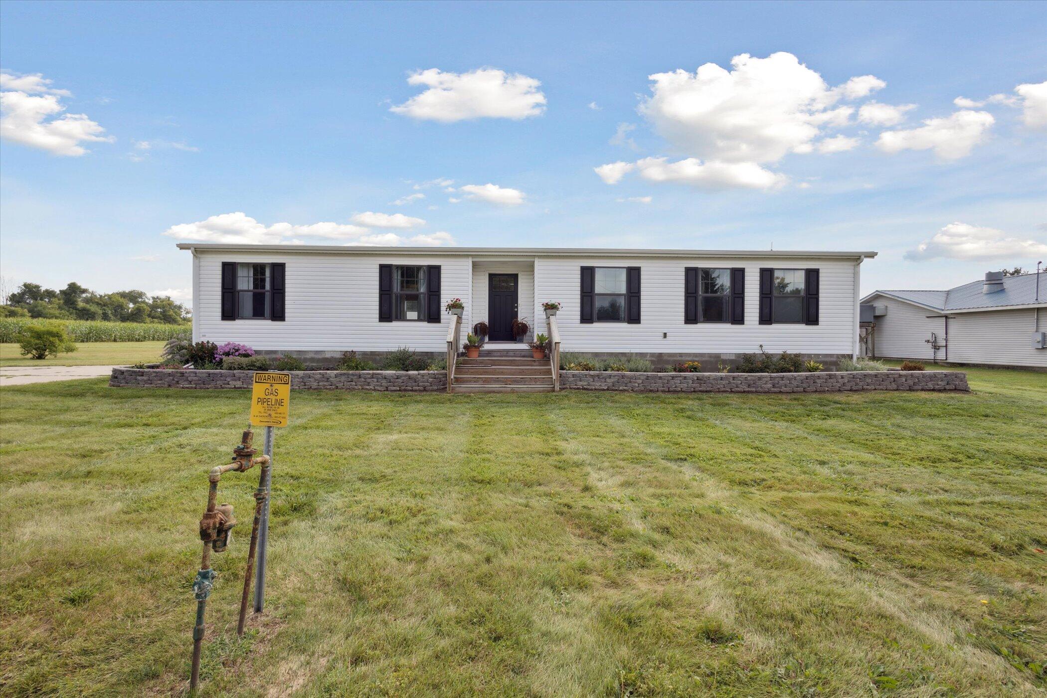 4263 South Sheridan Road Sheridan, MI 48884 - Photo 3 of 49 03-4263-S-Sheridan-Rd-Sheridan-MI-48884-