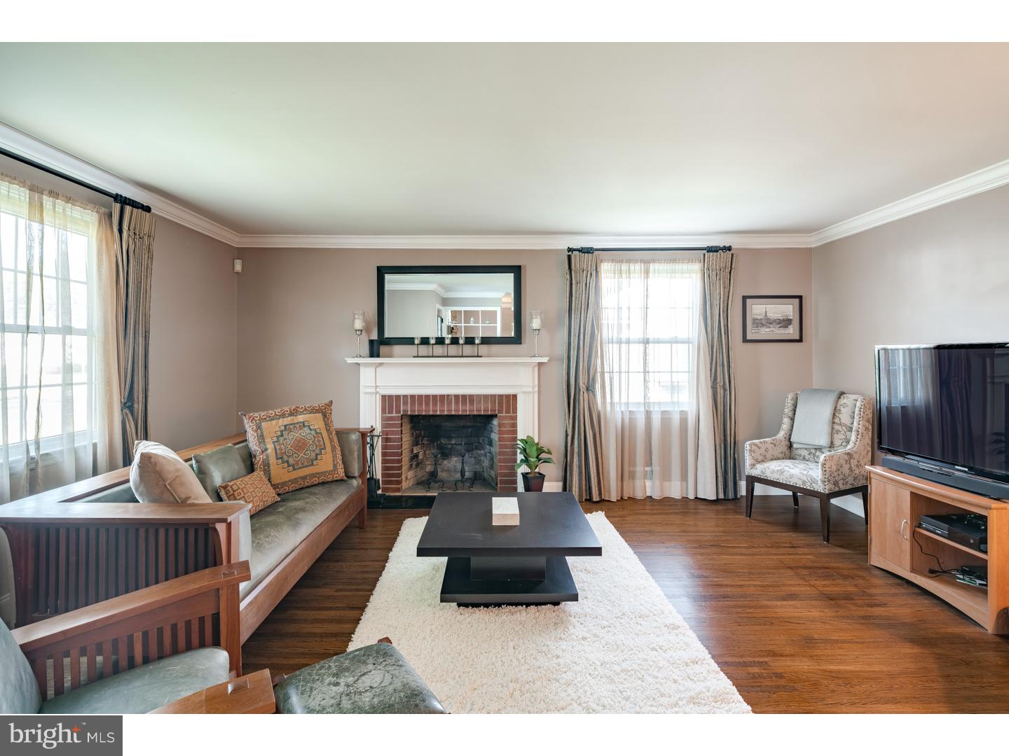 133 Covered Bridge Road Cherry Hill, NJ 08034 - Photo 4 of 20