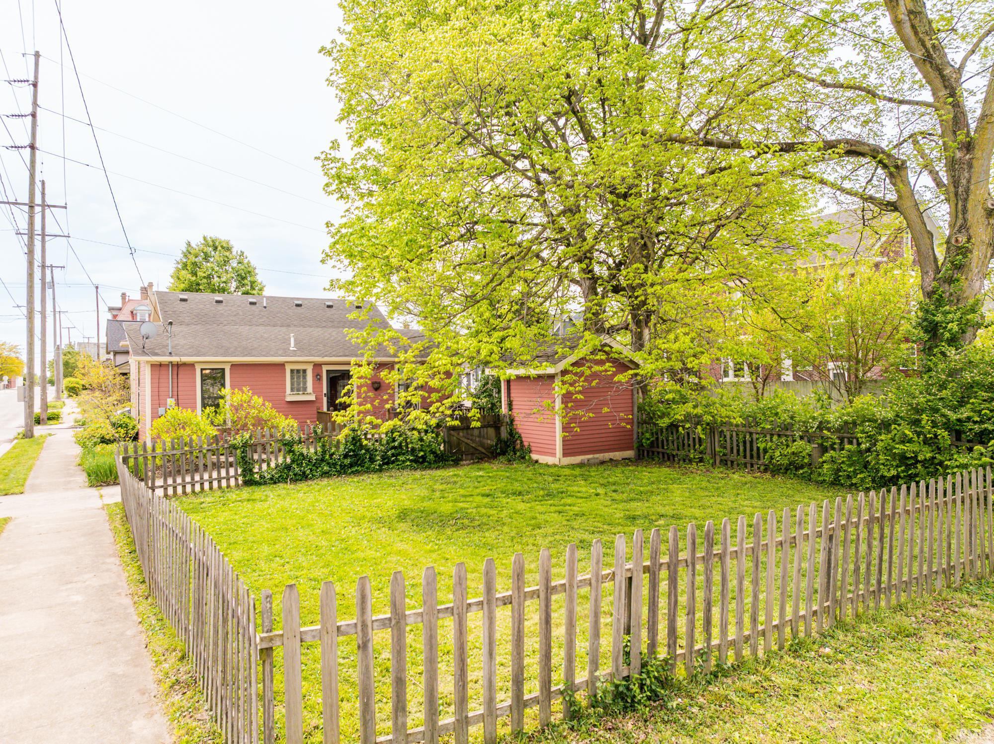 334 East Gilbert Street Muncie, IN 47305 - Photo 29 of 33