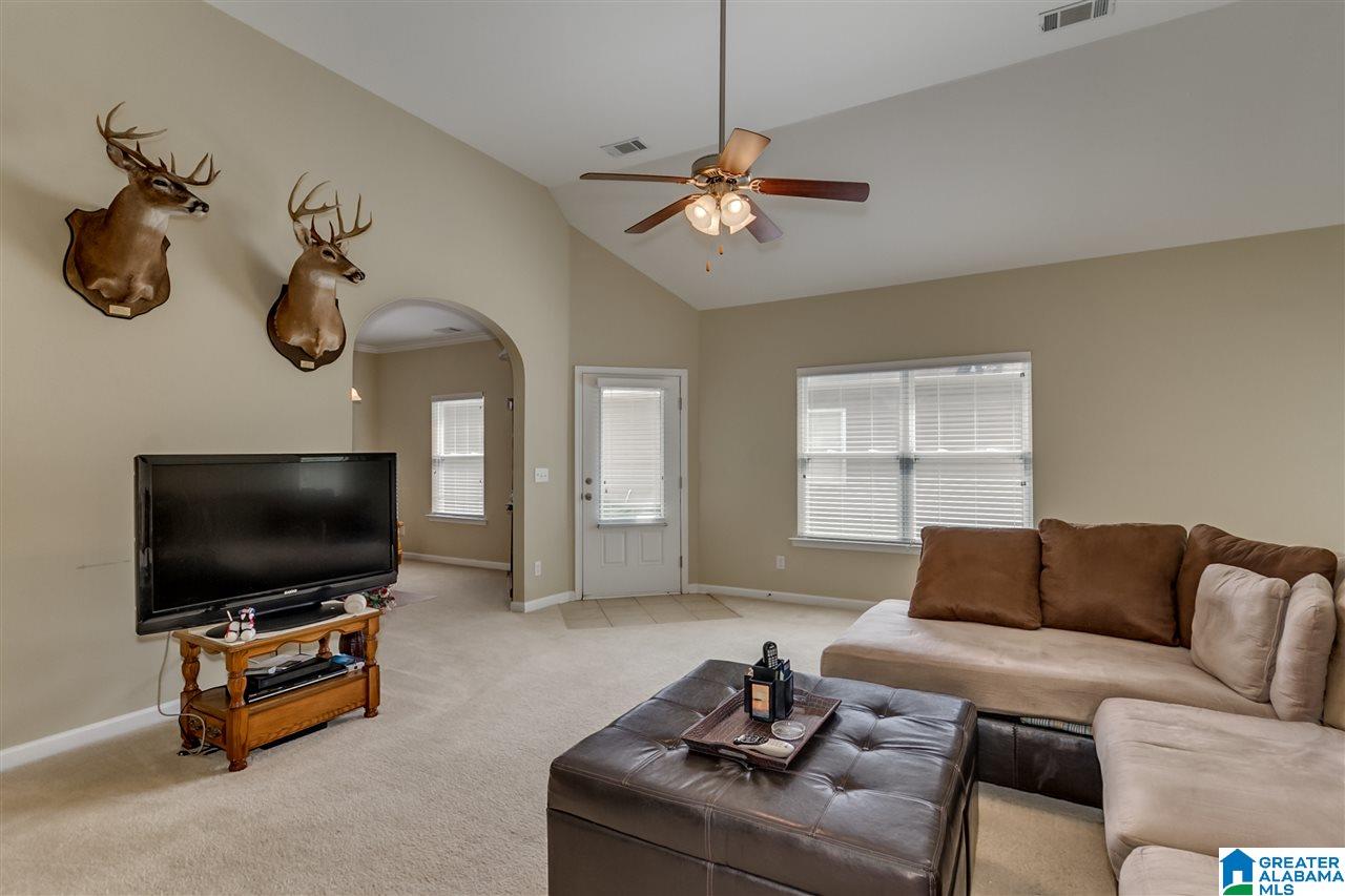 4592 Rosser Loop Drive Bessemer, AL 35022 - Photo 8 of 34