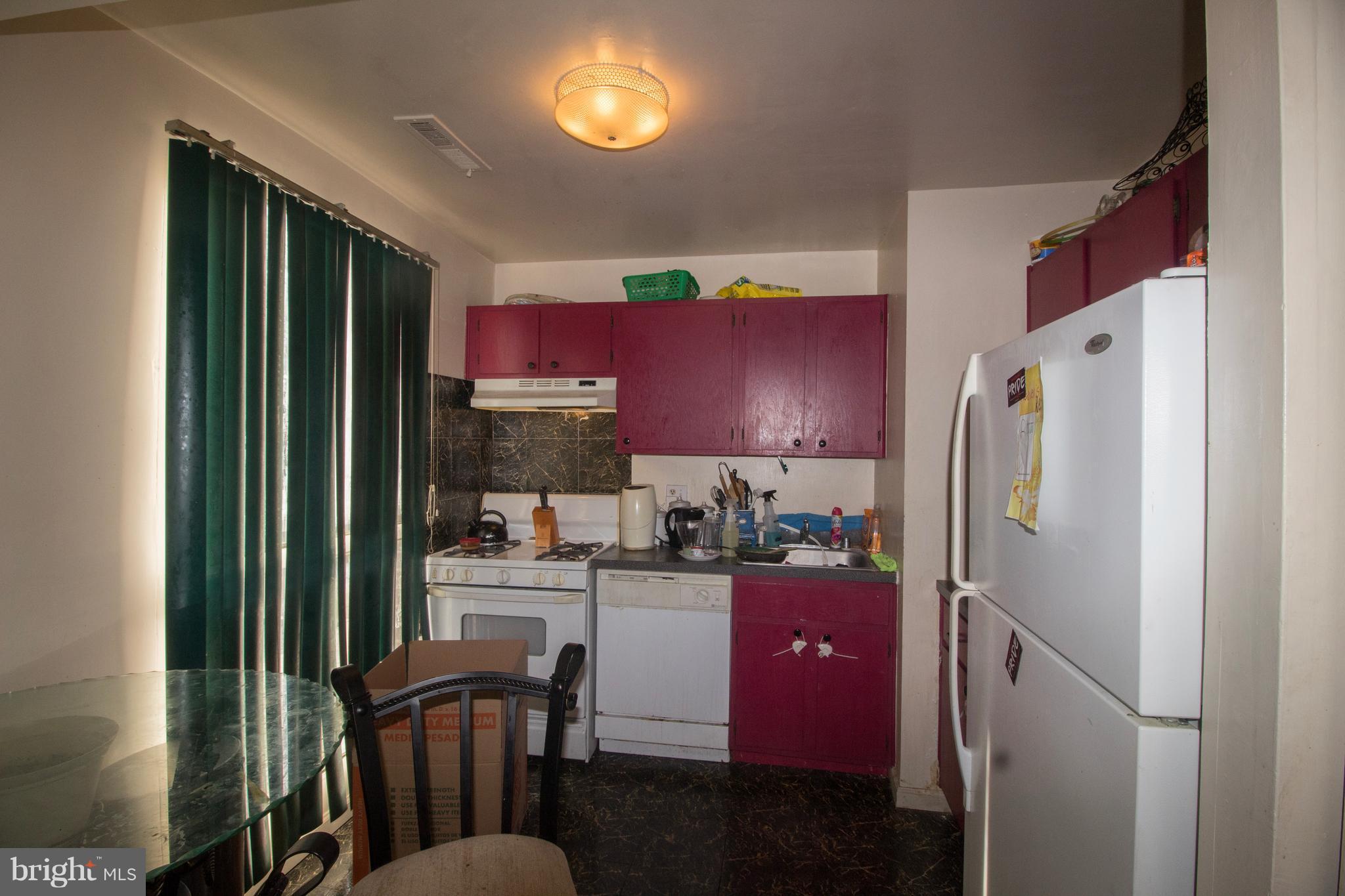 7973 Riggs Road, Unit 7 Hyattsville, MD 20783 - Photo 10 of 21 Kitchen