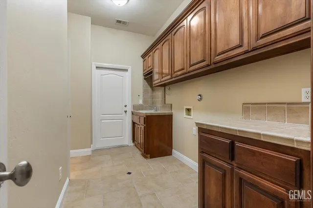 $1,500,000 | Undisclosed Address, Bakersfield, CA 93314