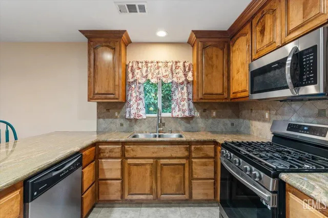 $1,500,000 | Undisclosed Address, Bakersfield, CA 93314