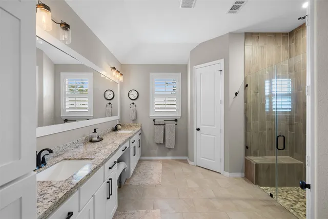 $493,000 | 26 Briarwood Lane, Bellville, TX 77418