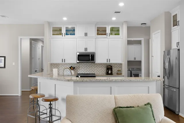 $493,000 | 26 Briarwood Lane, Bellville, TX 77418