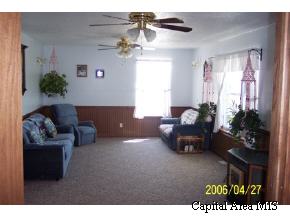 34 South C S R R 1 Roodhouse, IL 62082 - Photo 6 of 9