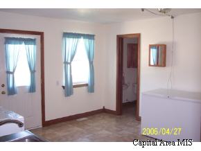 34 South C S R R 1 Roodhouse, IL 62082 - Photo 7 of 9