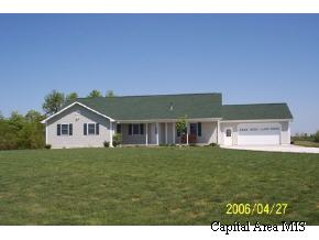 34 South C S R R 1 Roodhouse, IL 62082 - Photo 9 of 9