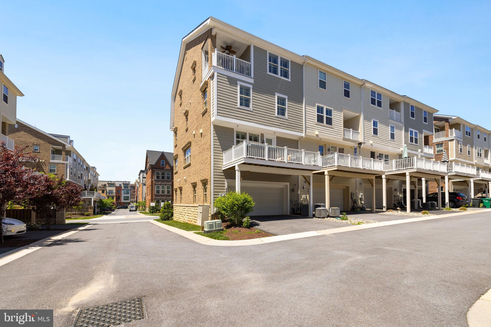 246 Baldwin Street Gaithersburg, MD 20878 - Photo 37 of 48 Rear Exterior View