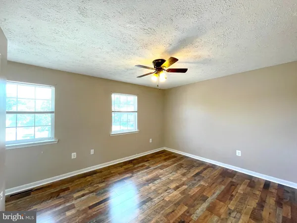 $1,895 | 21822 Ronald Drive, Lexington Park, MD 20653